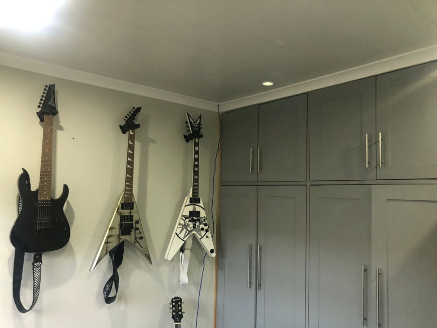 To Let 3 Bedroom Property for Rent in Pellissier Free State